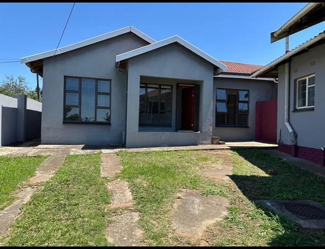2 BEDROOM PROPERTY TO RENT IN MTHATHA CENTRAL